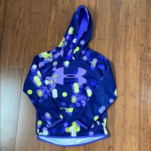 Girl’s Youth M Under Armour sweatshirt